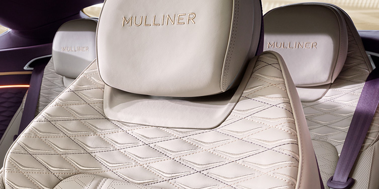 Bentley Muscat Bentley Continental GT Mulliner coupe seat detail in Linen leather with Mulliner Diamond in Diamond quilting and Mulliner embroidered seat emblem